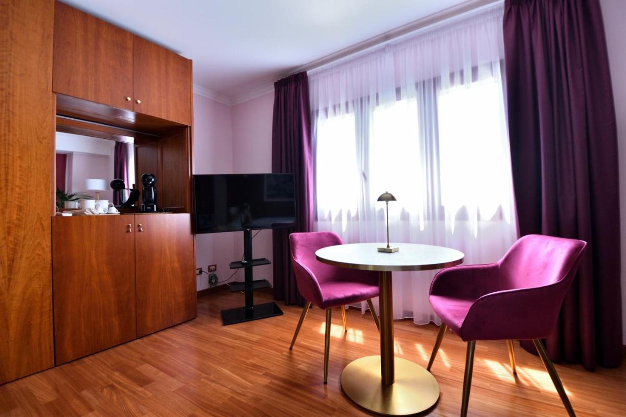 Bed and Breakfast Le Cinema à Formia Extérieur photo
